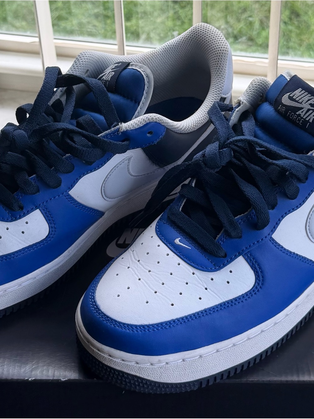 Men’s Nike Air Force 1 Sneakers - White & Royal Blue